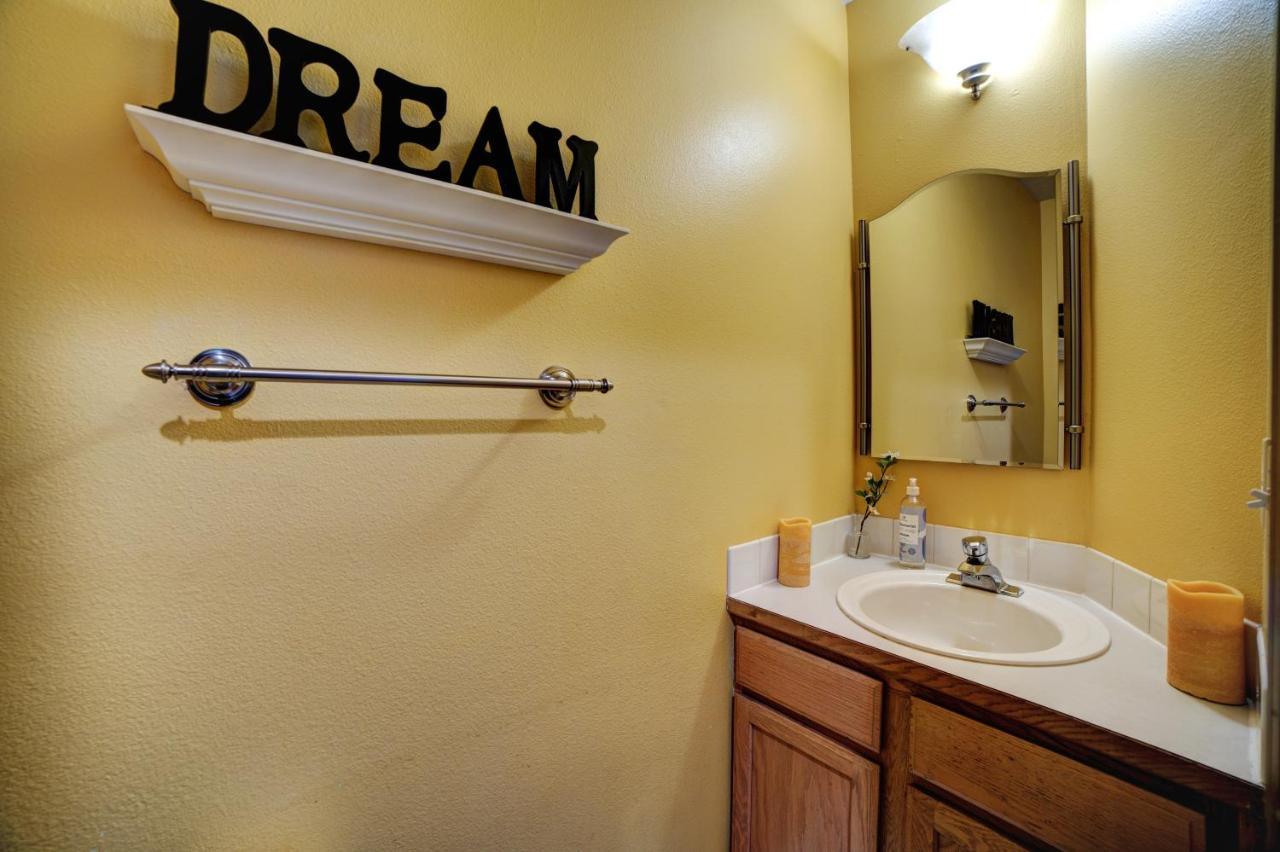 Cozy 2 Bedroom Townhouse In Northgate Seattle Extérieur photo