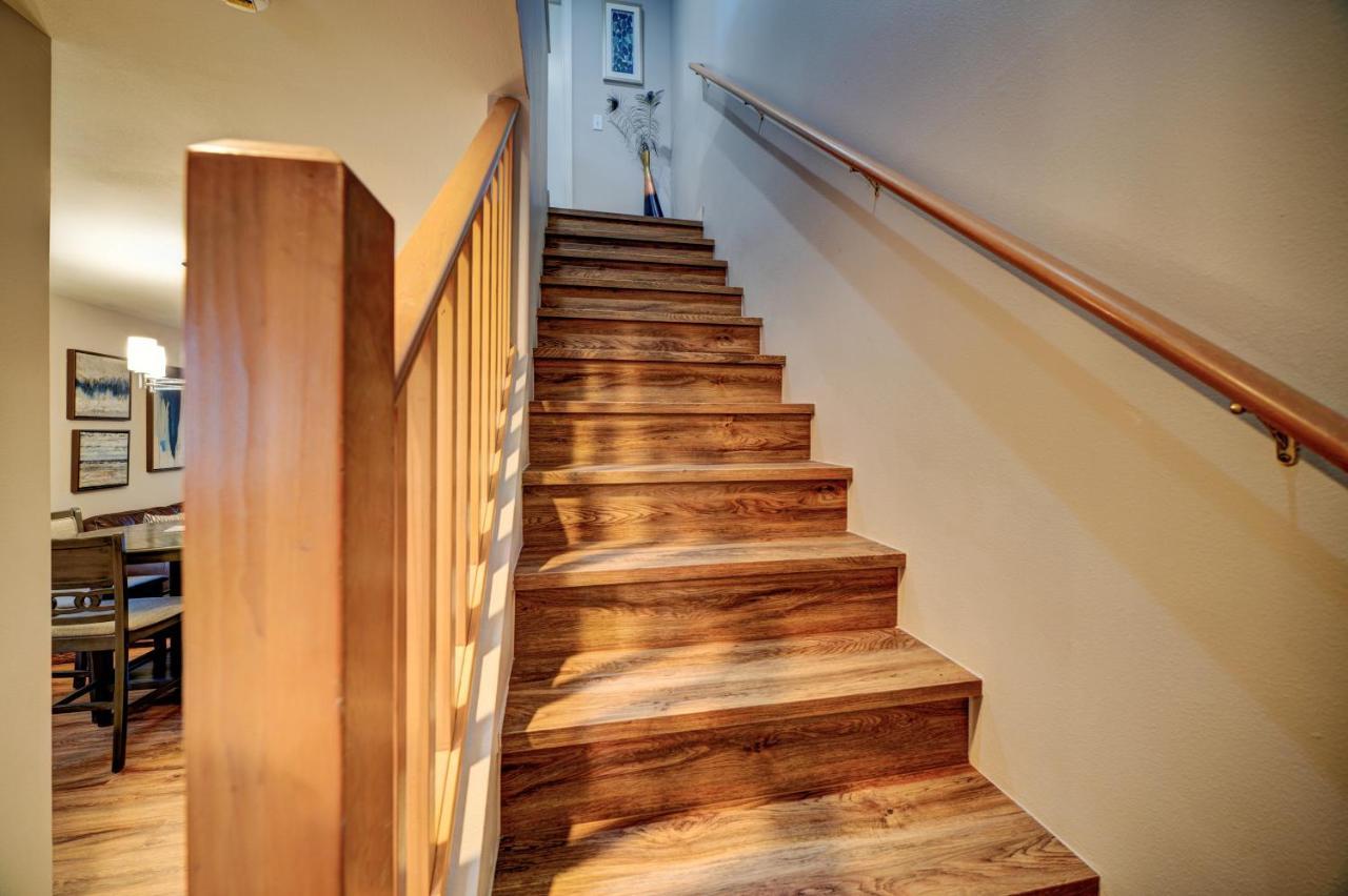 Cozy 2 Bedroom Townhouse In Northgate Seattle Extérieur photo